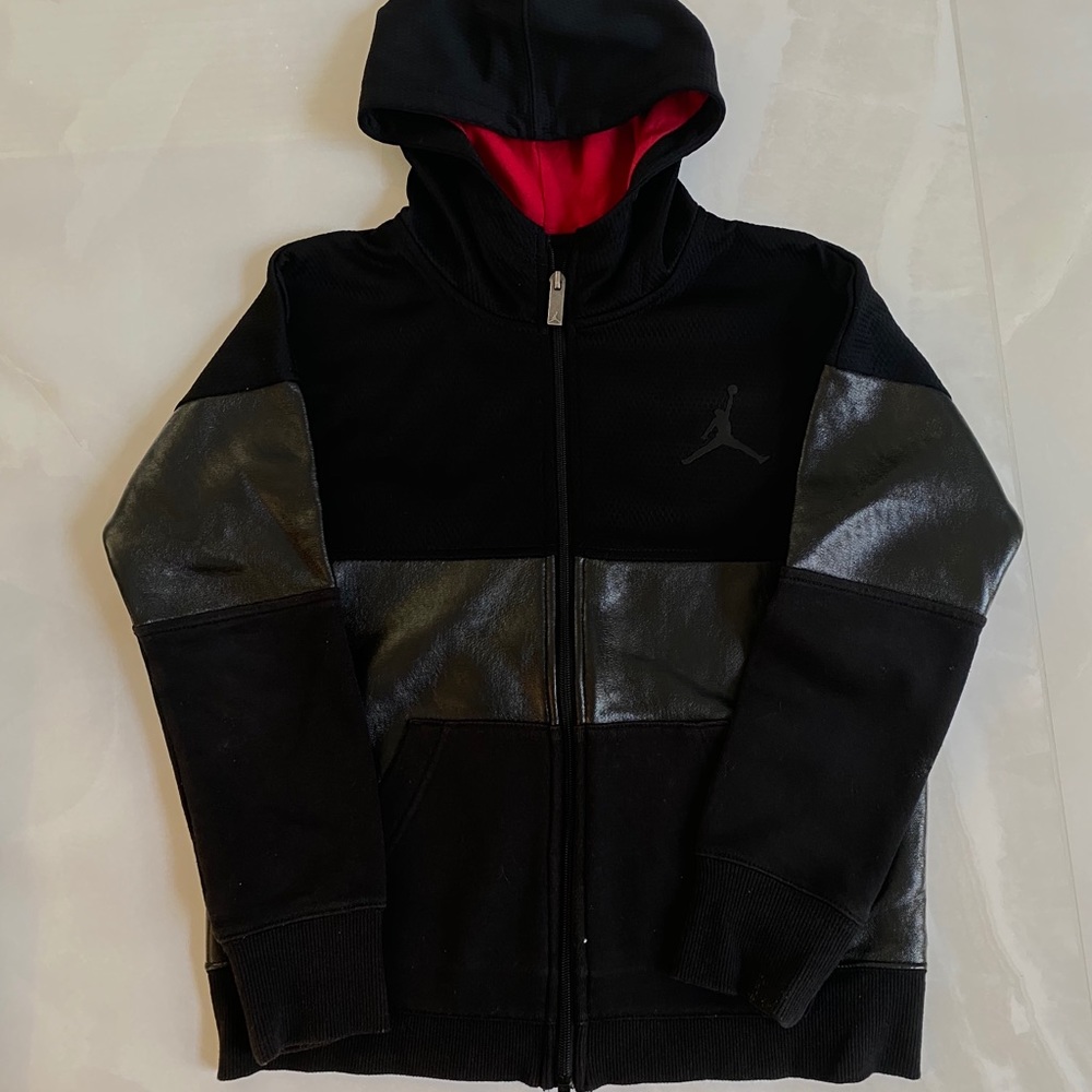 Black Jordan jacket and sweatpants/shorts set - Picture 2 of 5